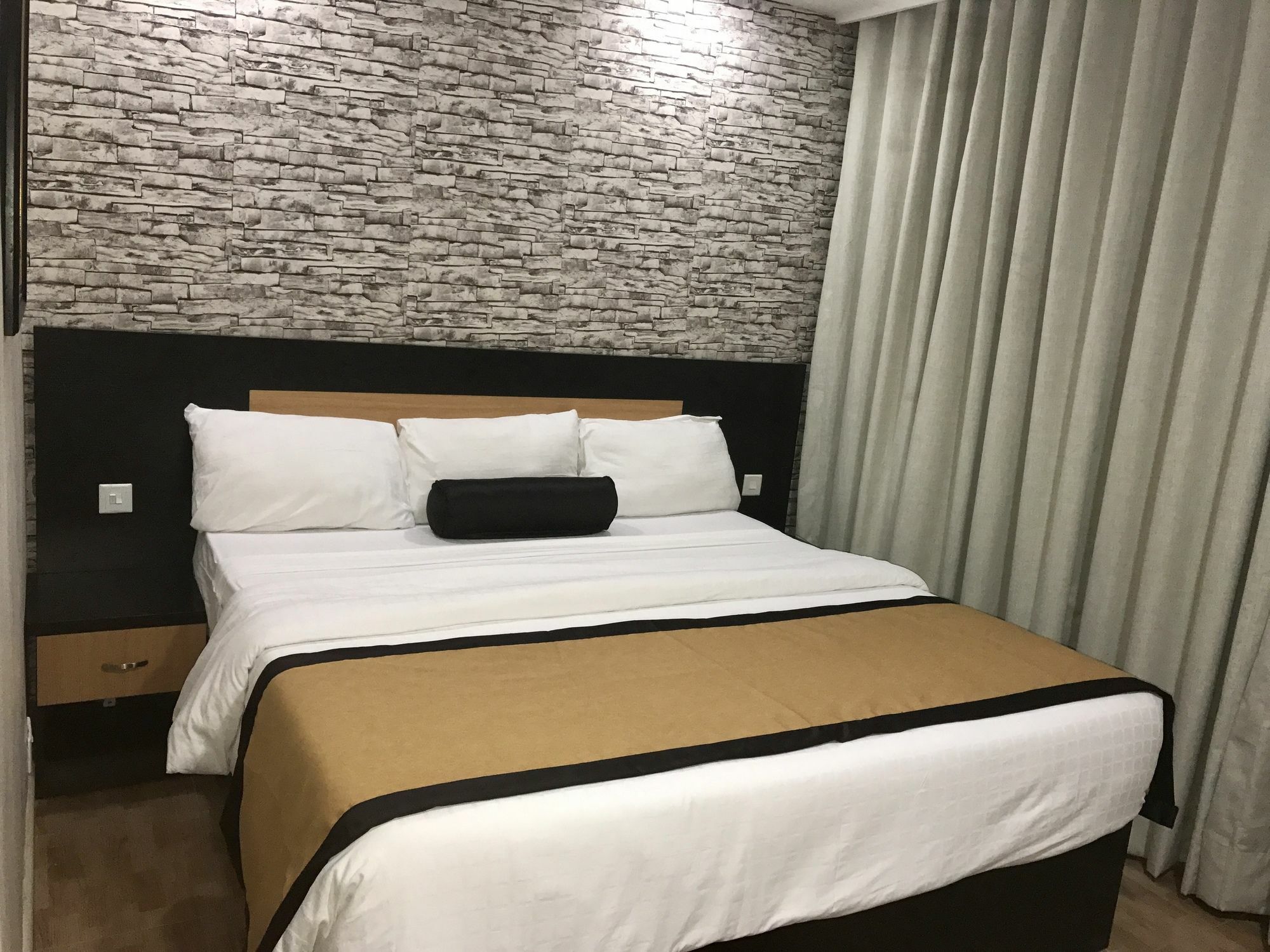 Msquare Hotel Gra Икея Экстерьер фото